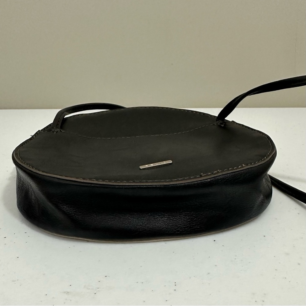 Relic Black Penguin Crossbody Purse - Picture 5 of 15